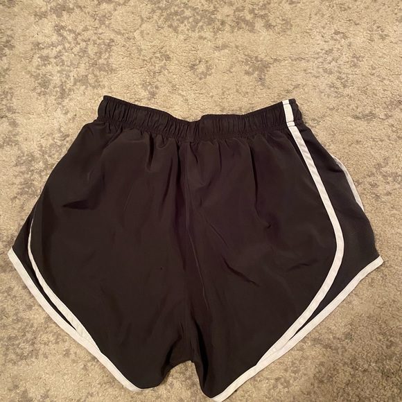 Nike Dri-FIT Running Shorts - Picture 2 of 5
